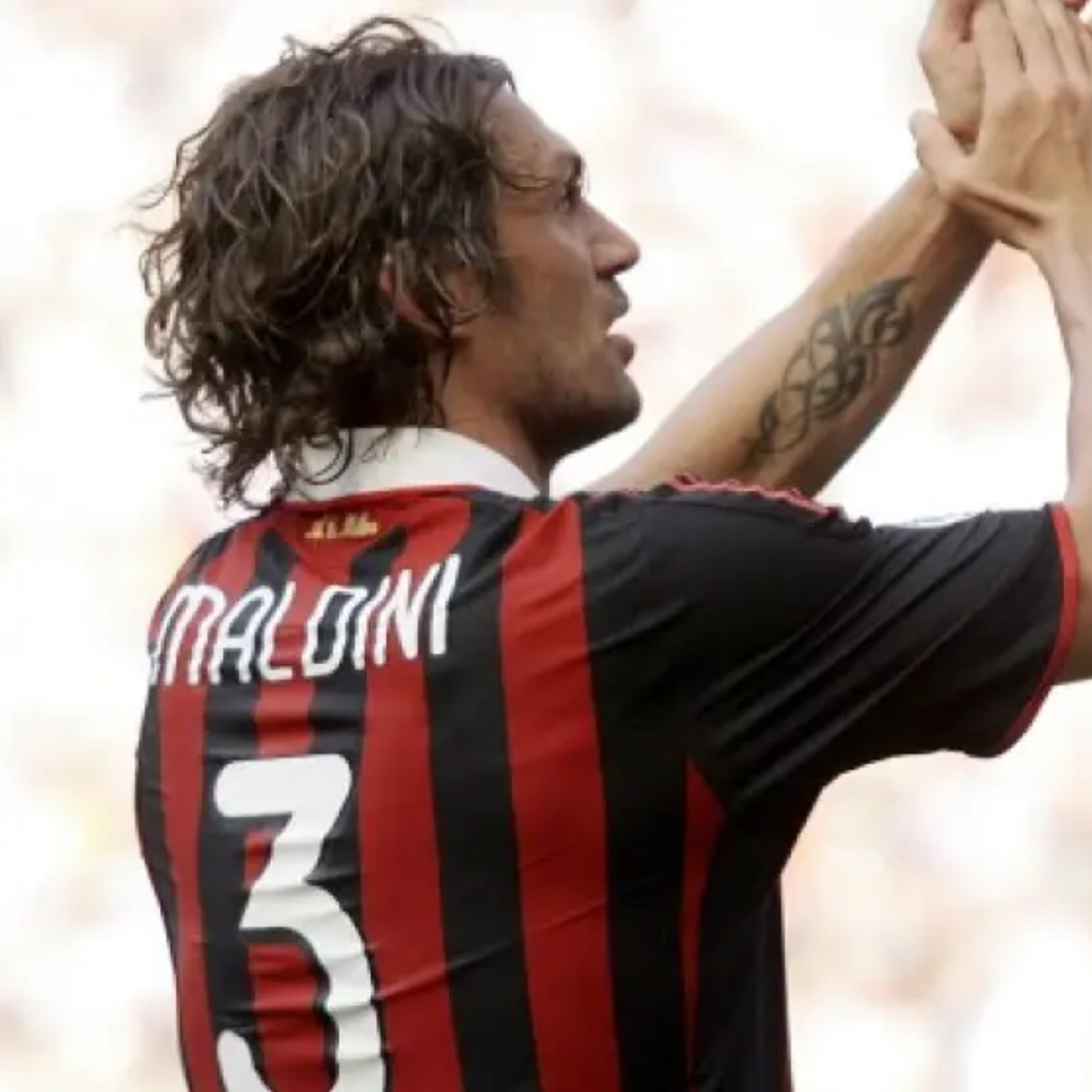 AC Milan Long Sleeved 2011 - RetroJersey