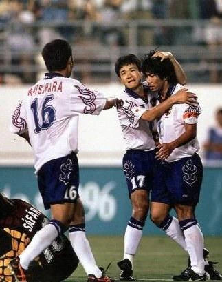 Japan 1998 Away - RetroJersey