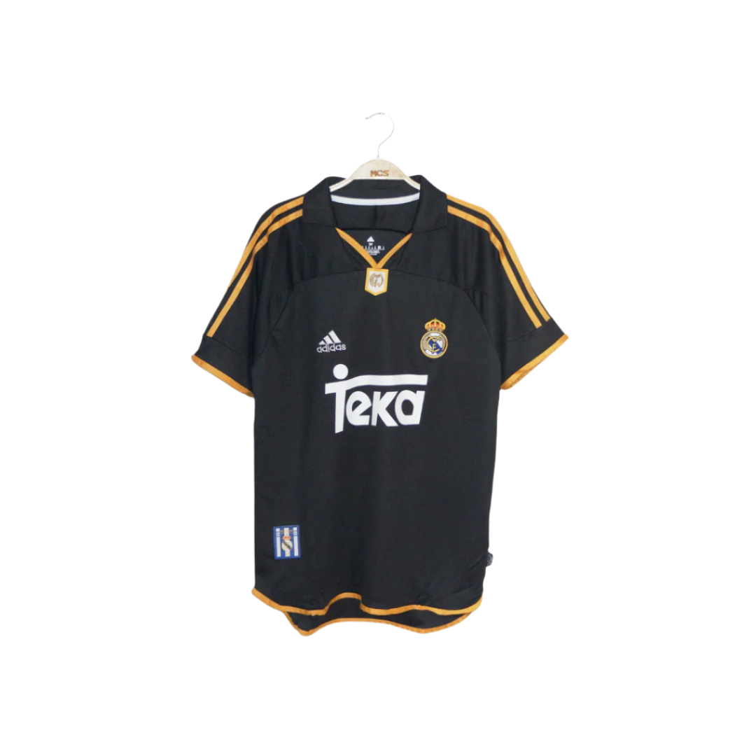 Real Madrid 99-00 - RetroJersey