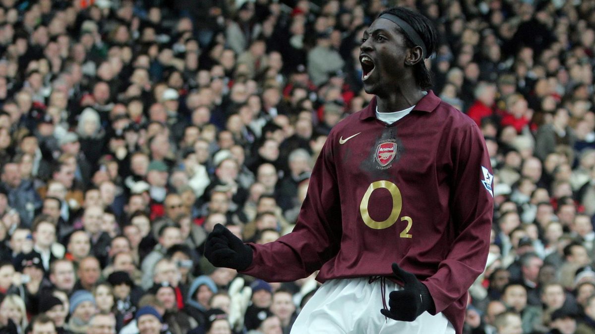 Arsenal 2005-06 - RetroJersey