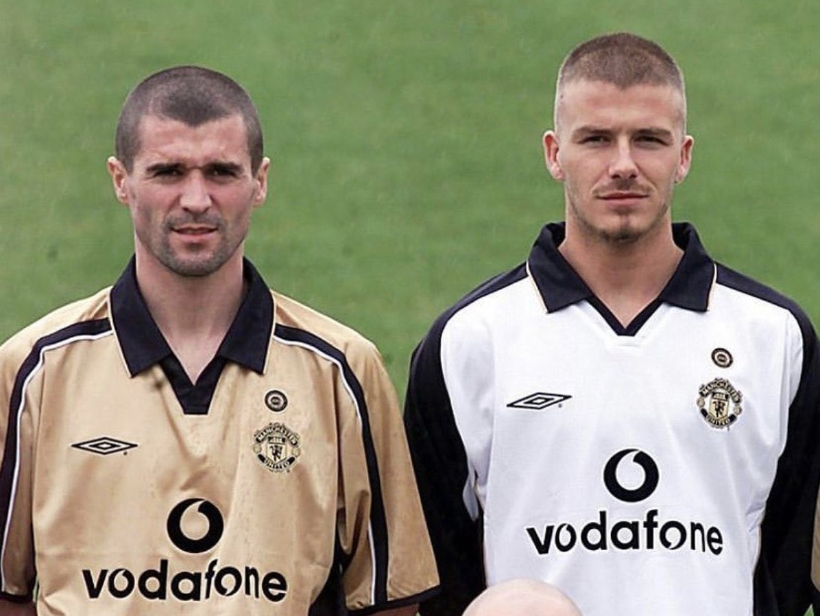 Man United 01–02 - RetroJersey