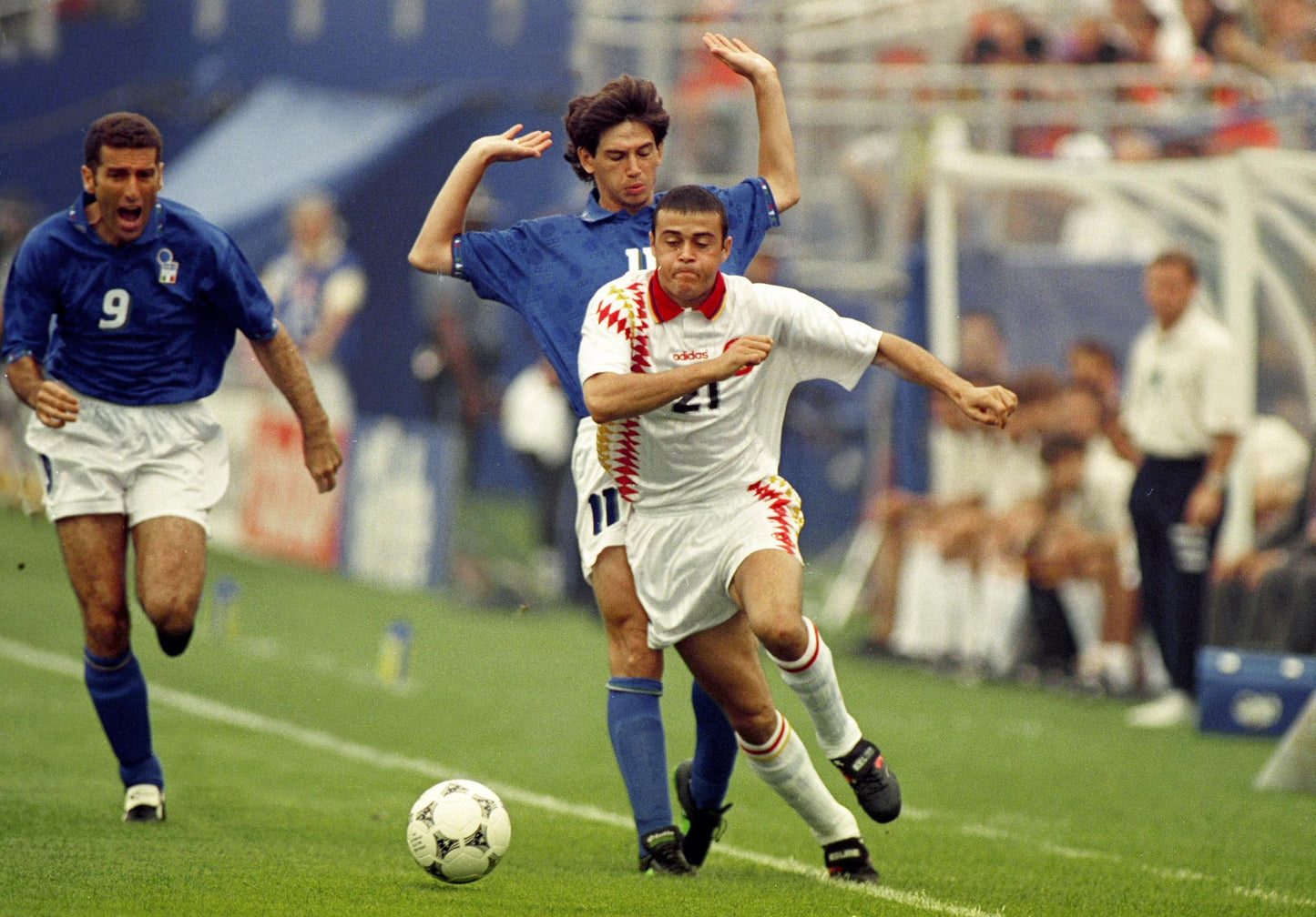 Spain 1994 Jersey - RetroJersey