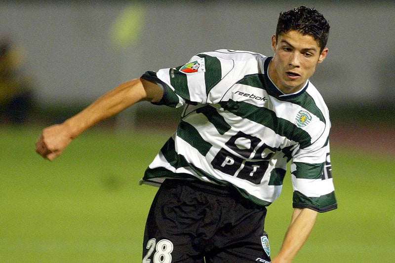 Sporting Portugal 01-03 Home – RetroJersey
