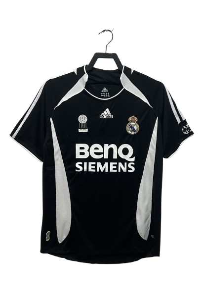 Real Madrid 06-07 - RetroJersey