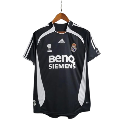 Real Madrid 06-07 - RetroJersey